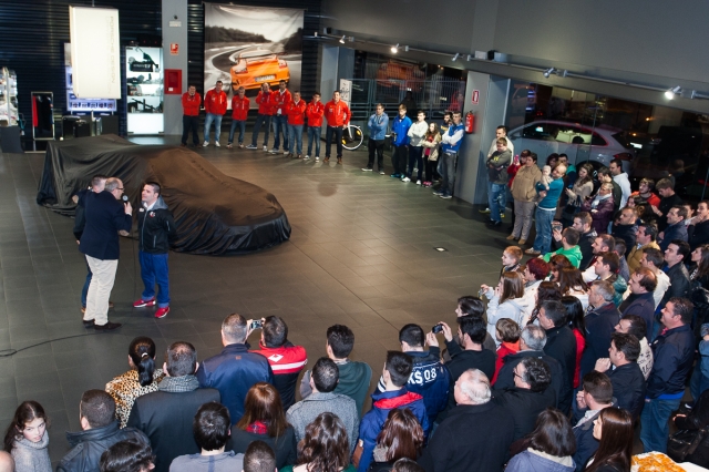 004 presentacion ares racing 10